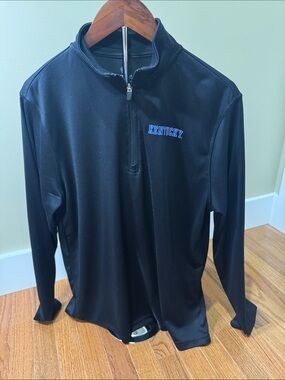 Top of the World “Kentucky” Black Half-Zip Sweatshirt thin